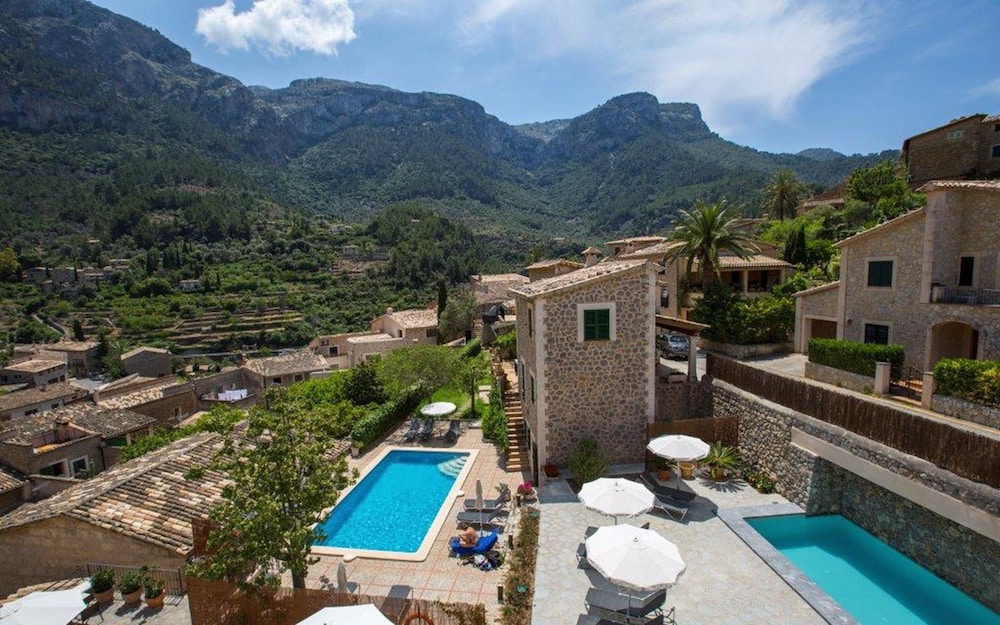 hotel y apartamentos des puig