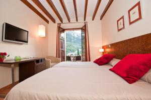 hotel y apartamentos des puig