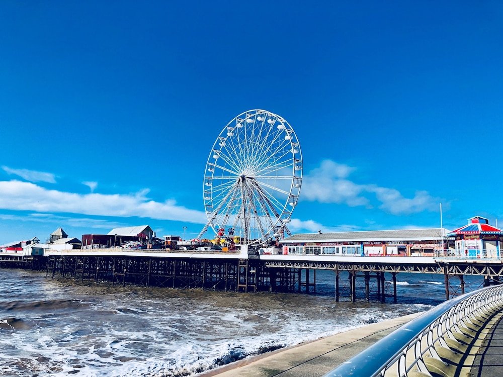 mayfair suite sasco apartments