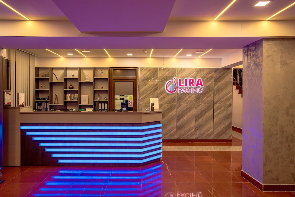 lira pacific aparthotel