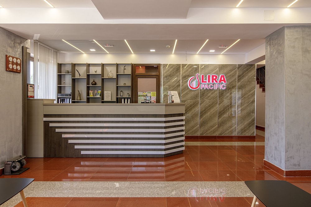 lira pacific aparthotel