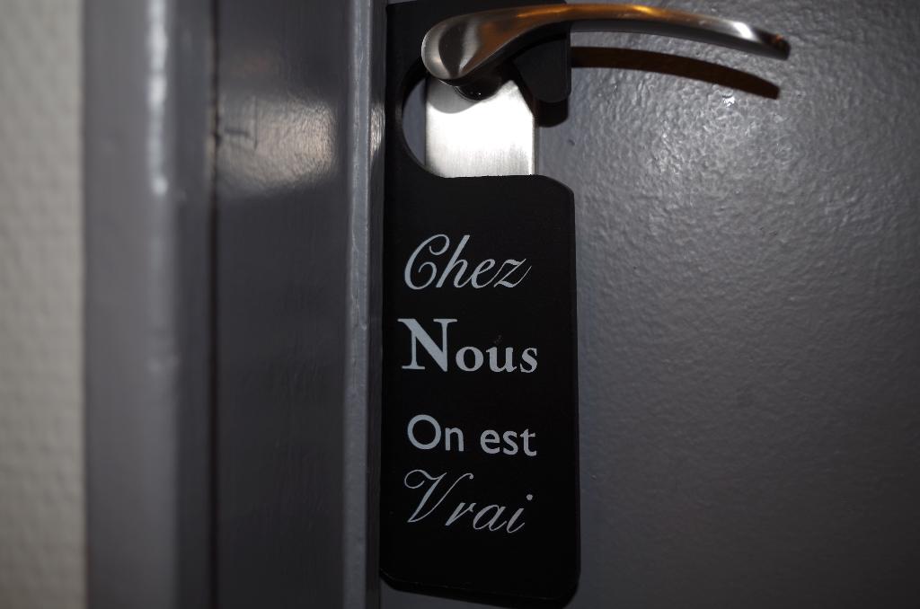 hotel the originals caen le savoy