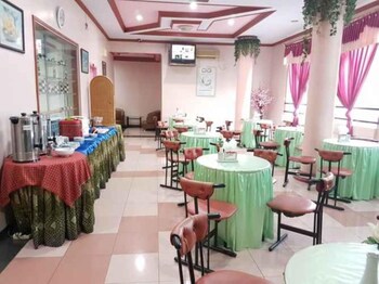 hotel parewisata