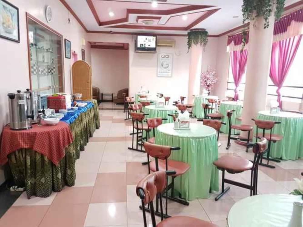 hotel parewisata