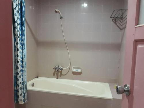 hotel parewisata