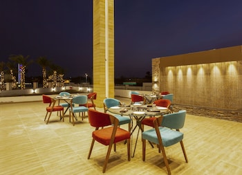 sarovar portico somnath
