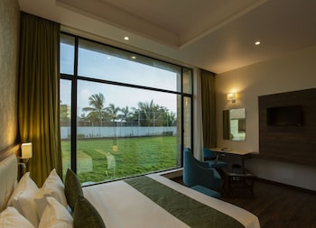 sarovar portico somnath