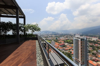 tropicana 218 macalister