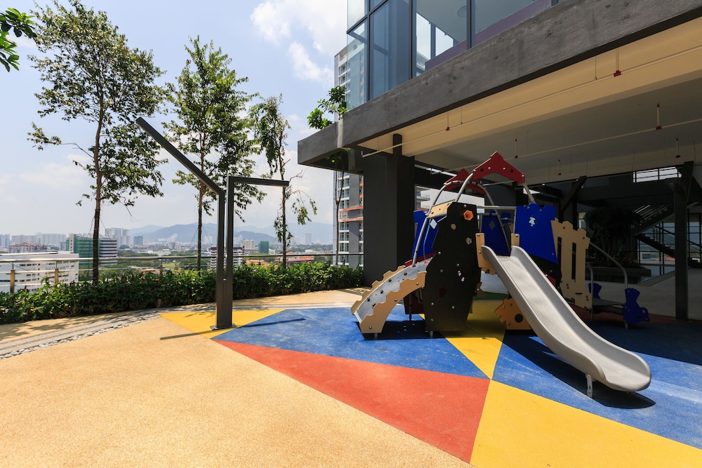 tropicana 218 macalister