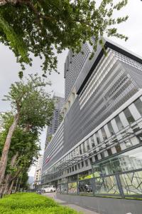 tropicana 218 macalister