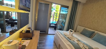 the d hotel cesme spa and resort