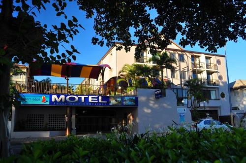 waters edge the strand