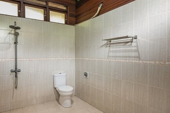 reddoorz resort taman wisata mangrove