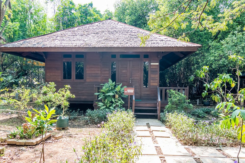 reddoorz resort taman wisata mangrove