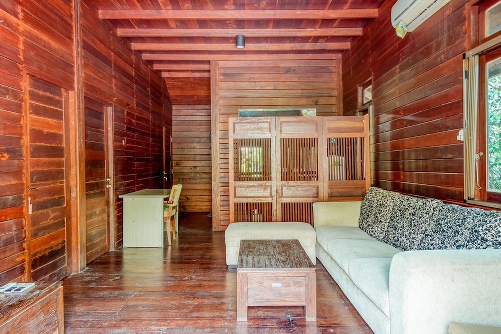 reddoorz resort taman wisata mangrove