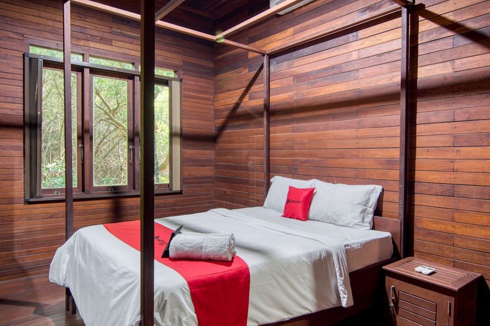 reddoorz resort taman wisata mangrove