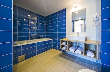 aminess vival port9 resort