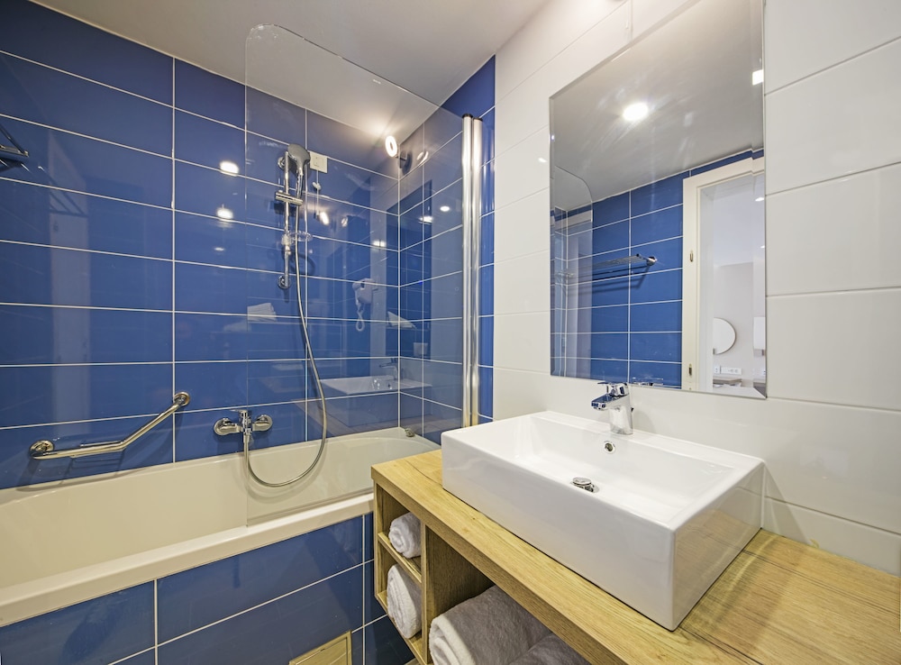 aminess vival port9 resort