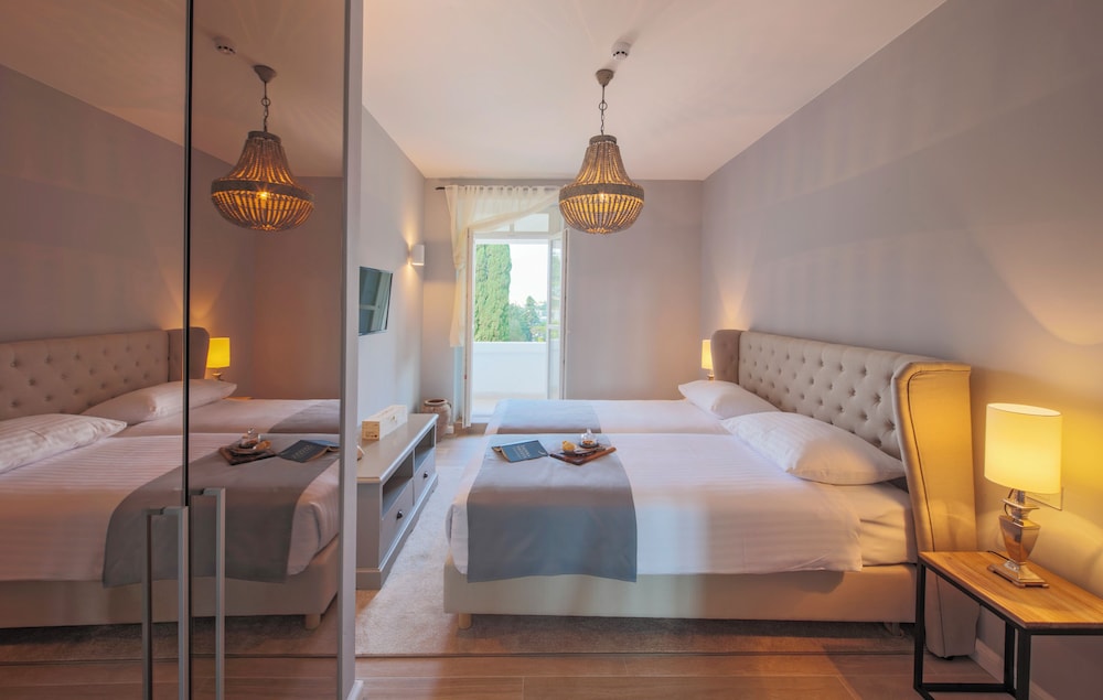 aminess vival port9 resort