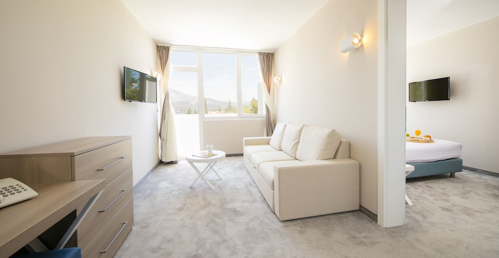 aminess vival port9 resort