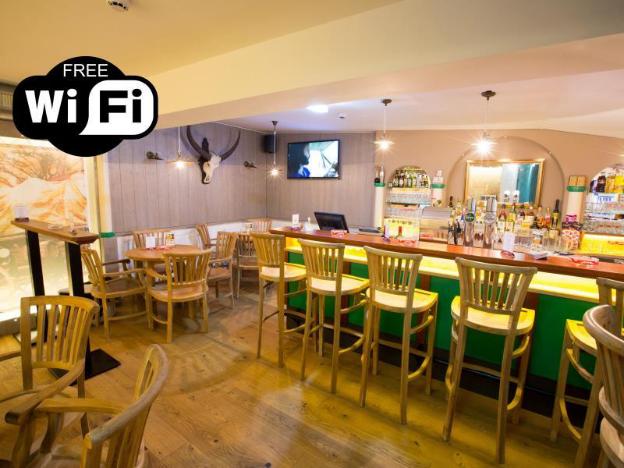 aandt holiday hostel wien