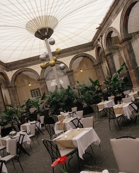 palazzo caracciolo naples