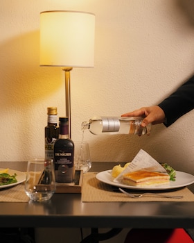 palazzo caracciolo naples