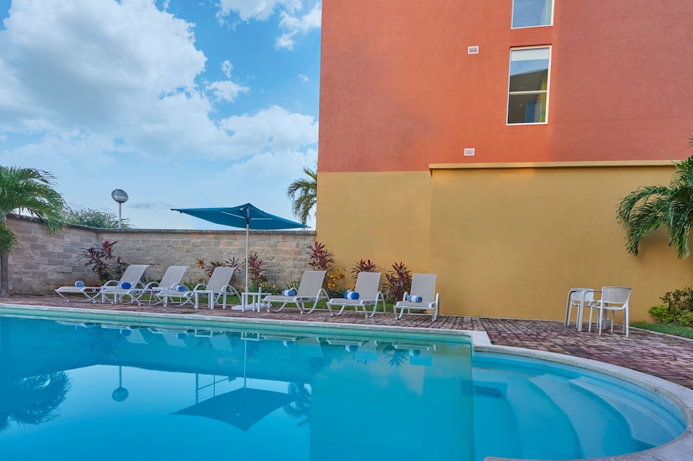 city express junior by marriott cancun