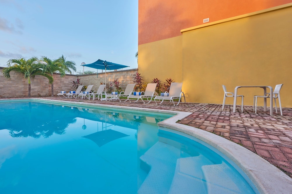 city express junior by marriott cancun