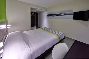 city express junior by marriott cancun