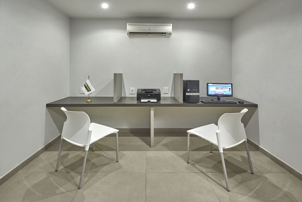 city express junior by marriott cancun