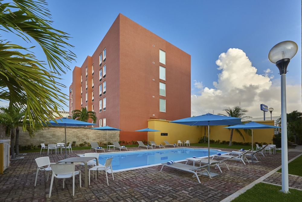 city express junior by marriott cancun
