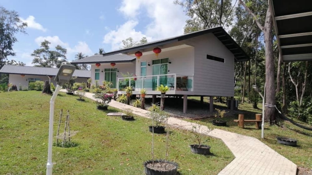 d view holiday home