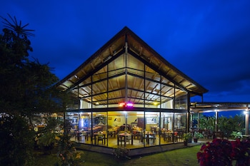 arenal volcano inn