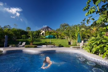 arenal volcano inn