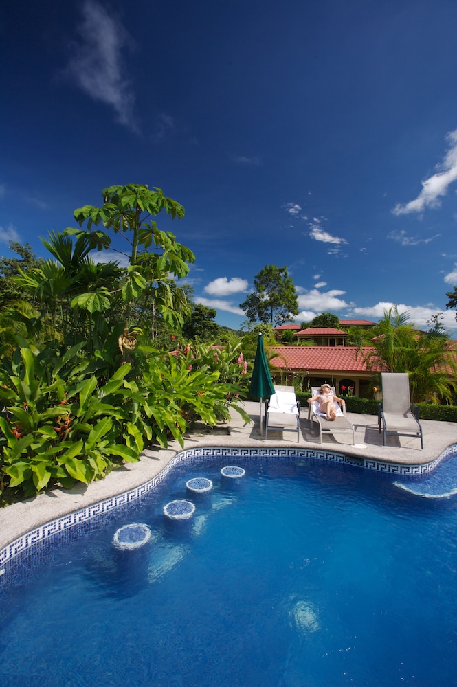 arenal volcano inn