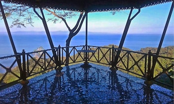 hotel villa caletas