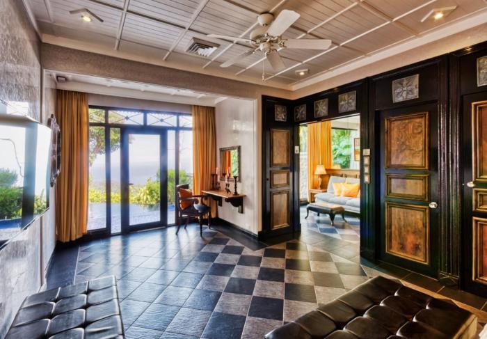 hotel villa caletas