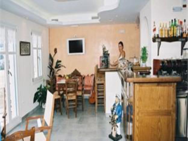 alexandros studios and apartments