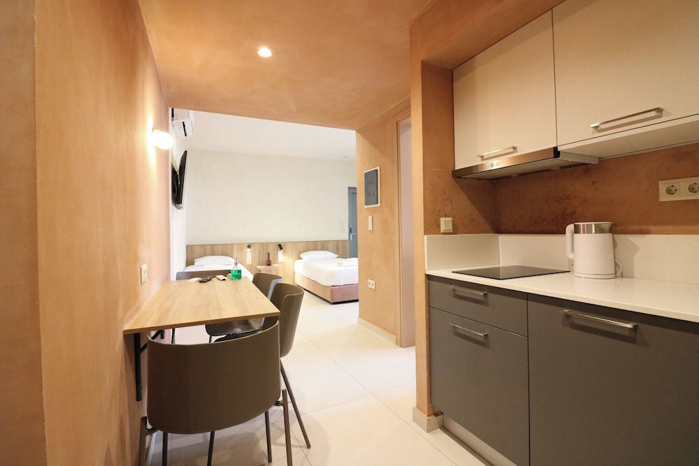 philoxenia apartments
