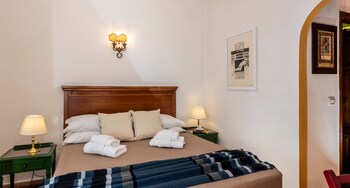 arco in pantheon apartments