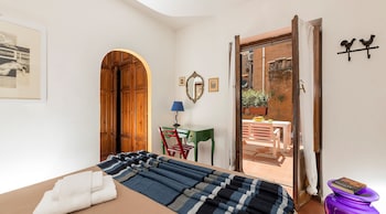 arco in pantheon apartments