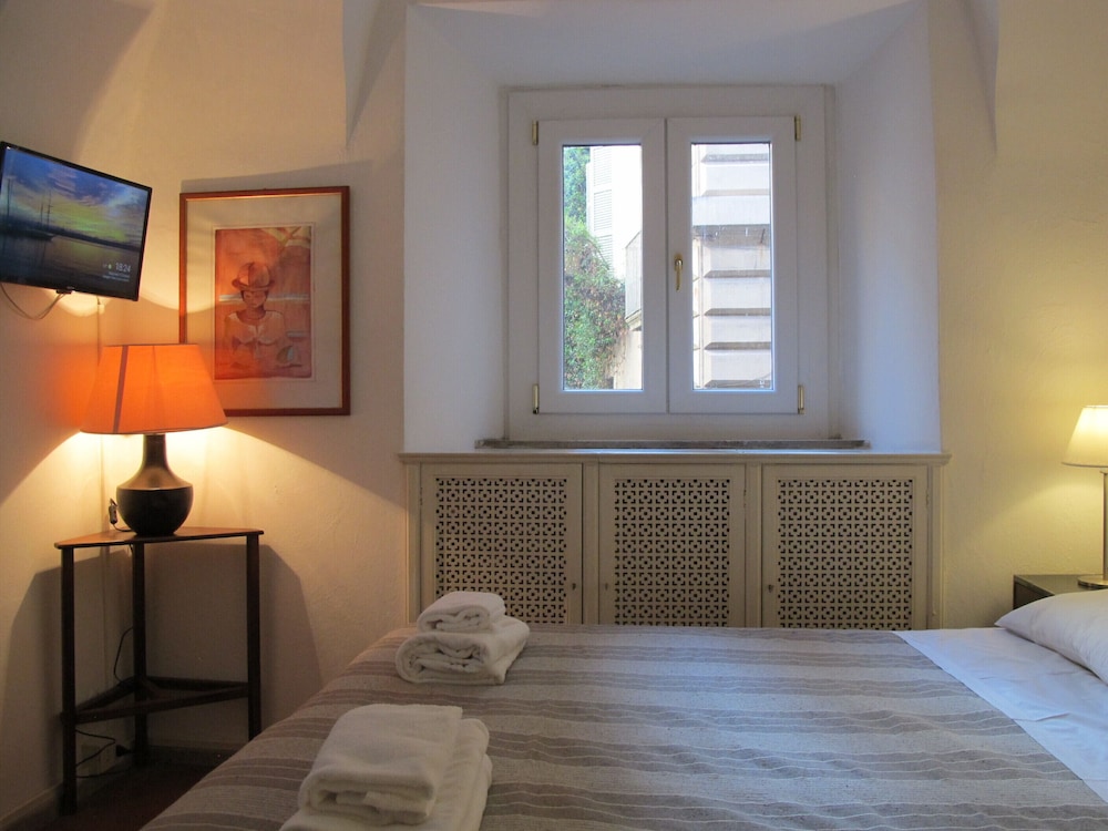 arco in pantheon apartments
