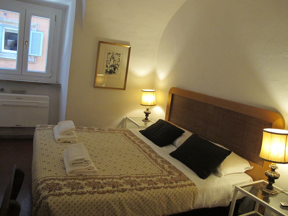arco in pantheon apartments