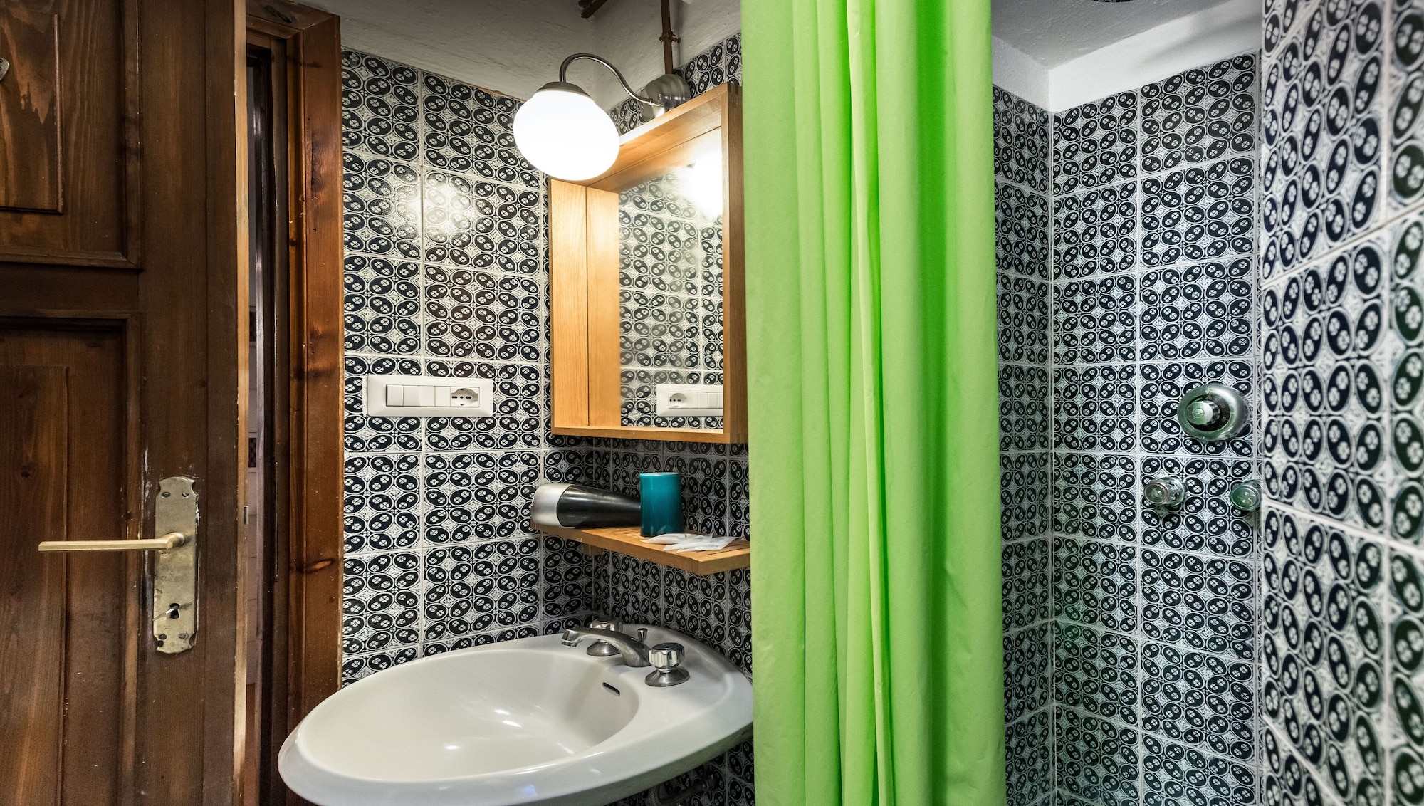 arco in pantheon apartments
