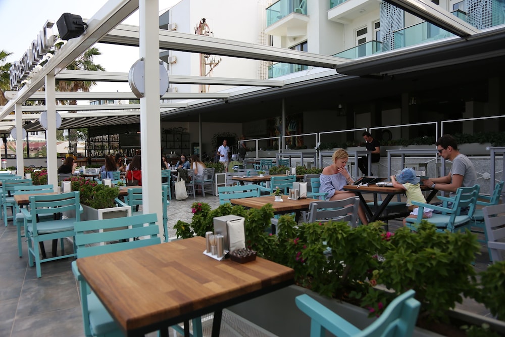 bandb yuzbasi beach hotel