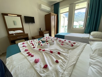 bandb yuzbasi beach hotel