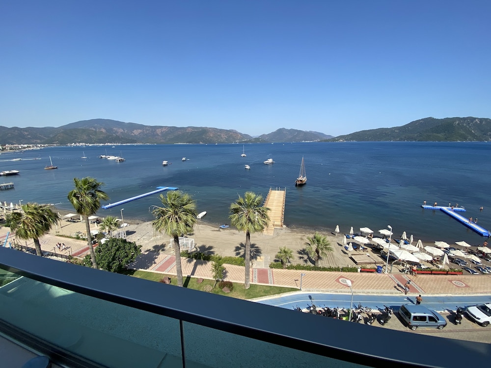 bandb yuzbasi beach hotel