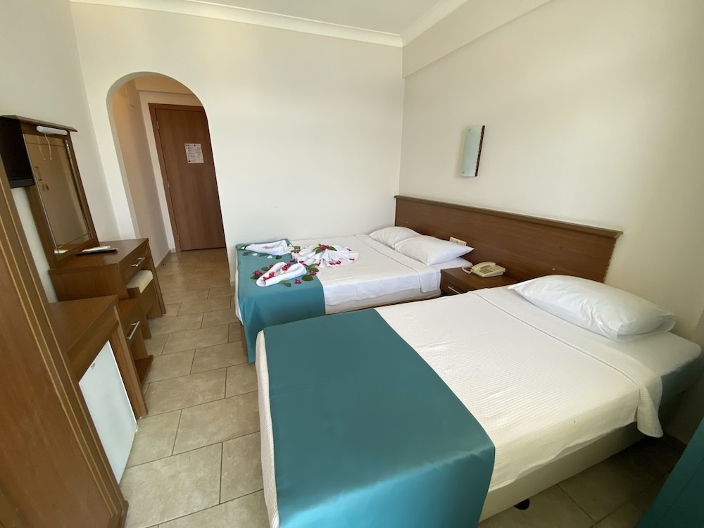 bandb yuzbasi beach hotel
