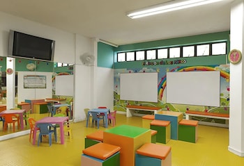 hotel on vacation girardot resort